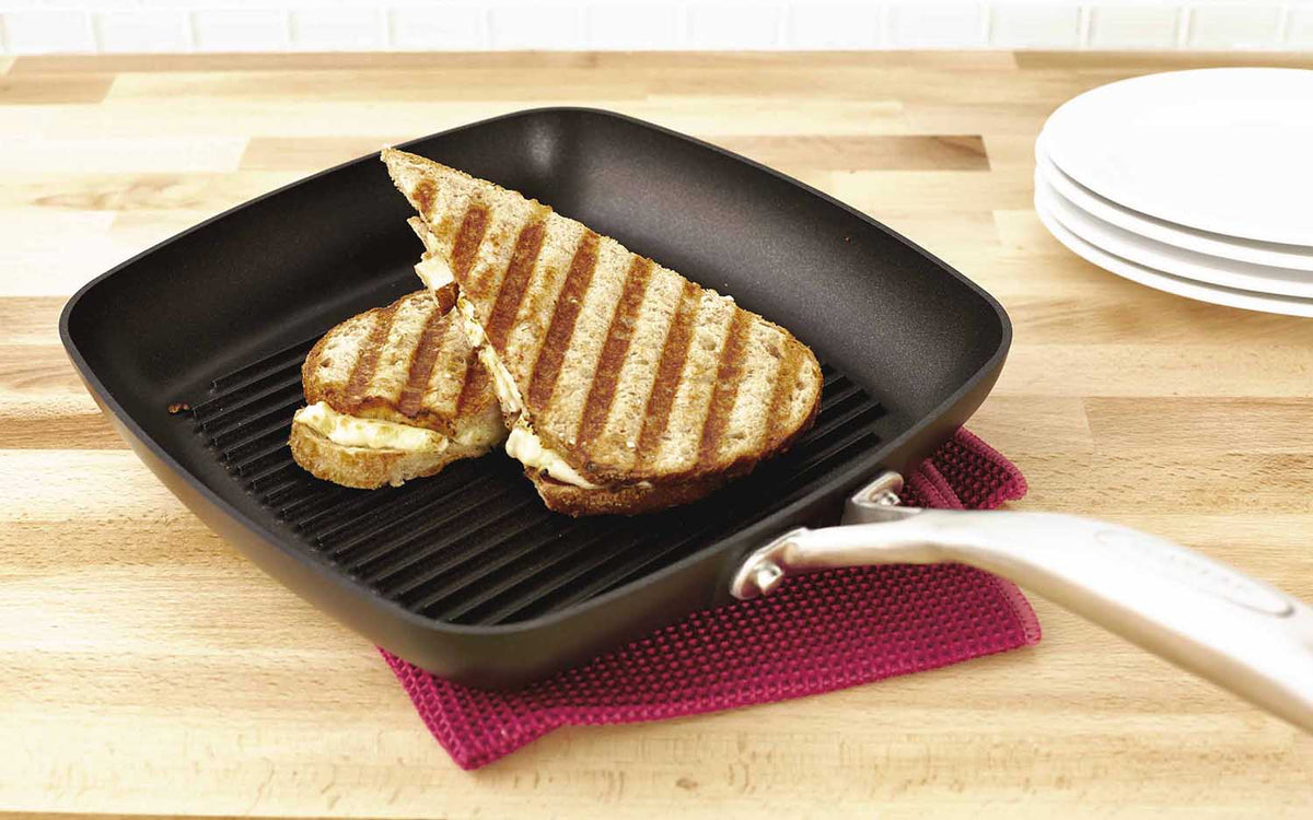 PRO IQ Grill Pan