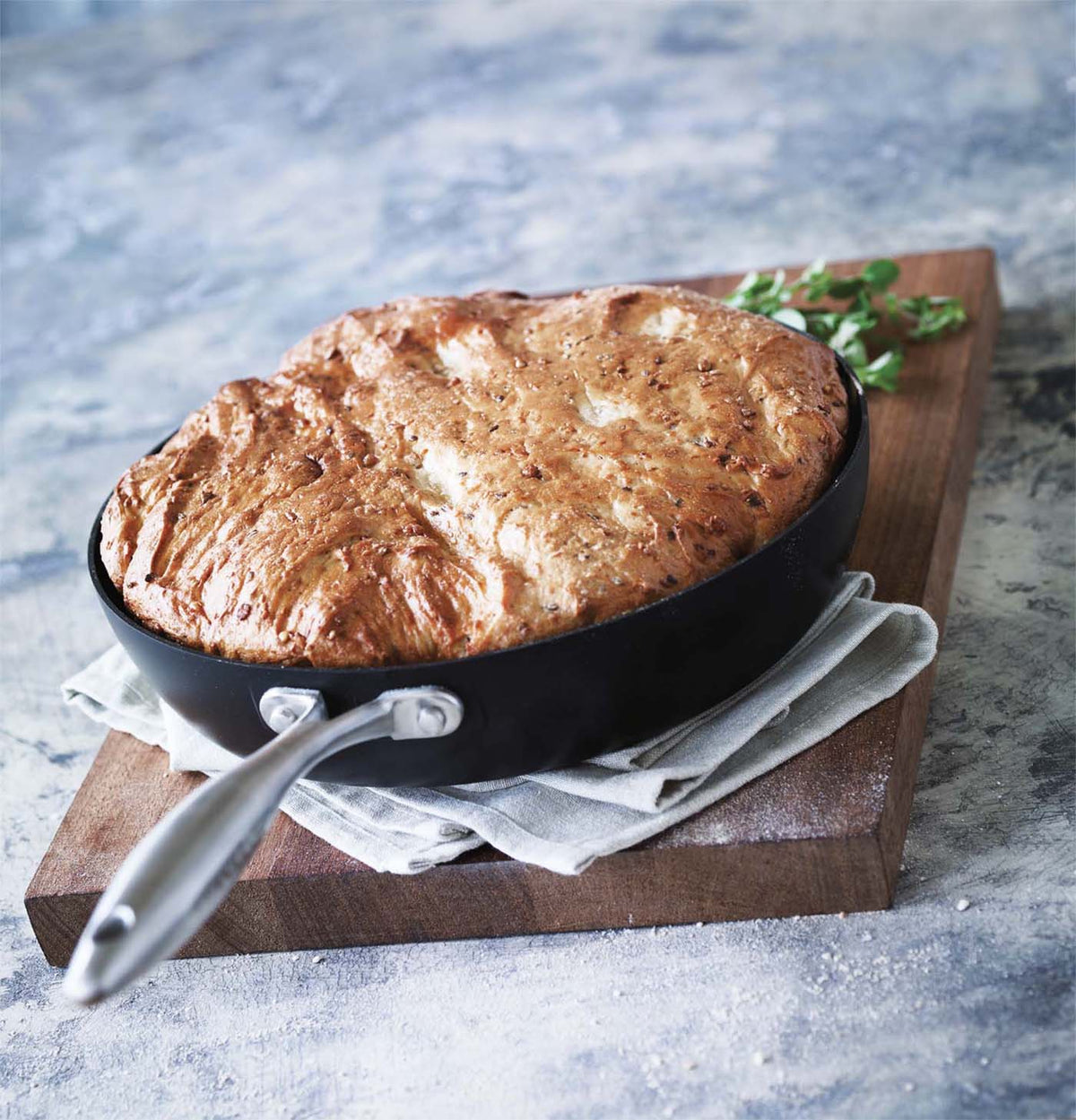 DISCONTINUED PROFESSIONAL 2.75 QT Saute Pan