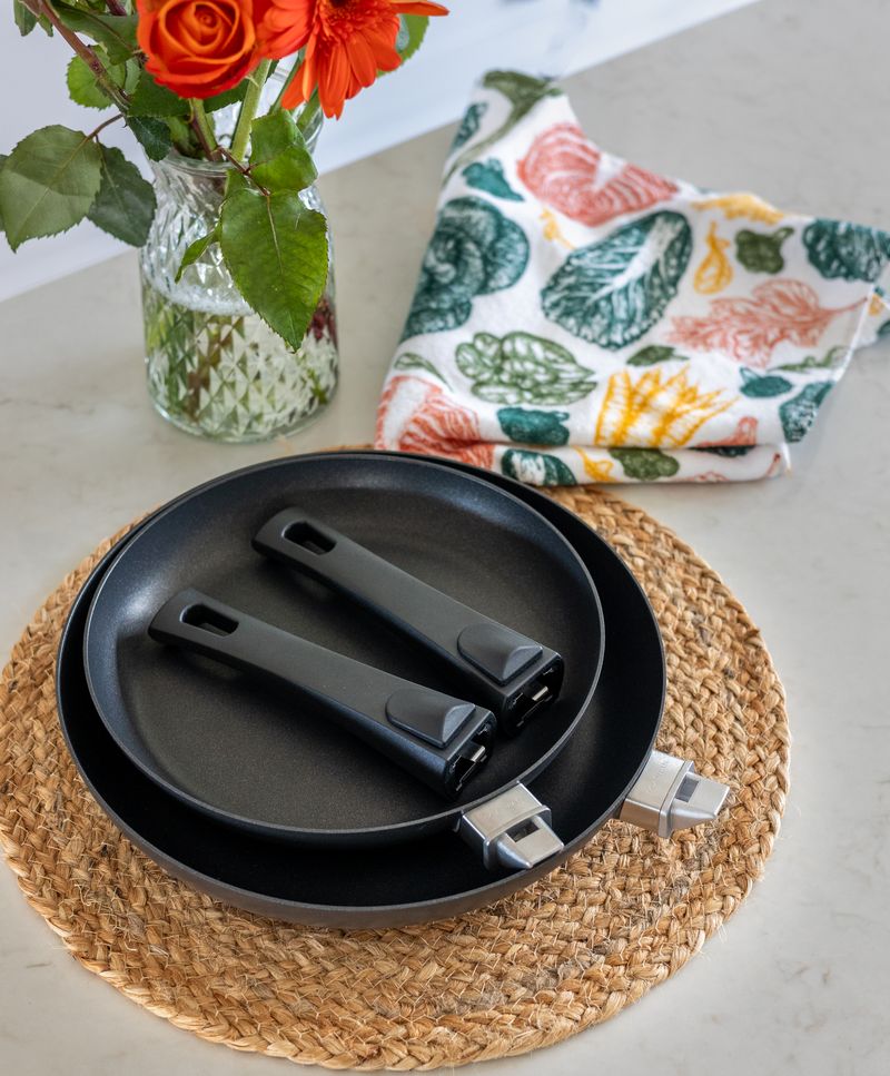 URBAN 2-Piece Fry Pan Set - 9.5" & 11"